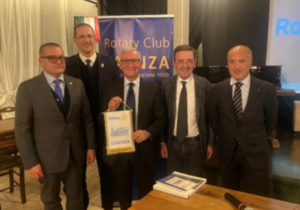 Serata Rotary Castrese de Rosa