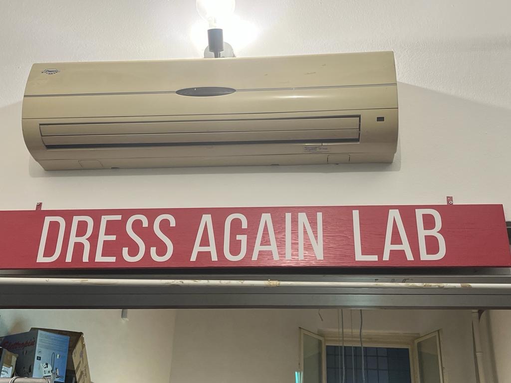 distretto 2072 a sostegno Dress Again